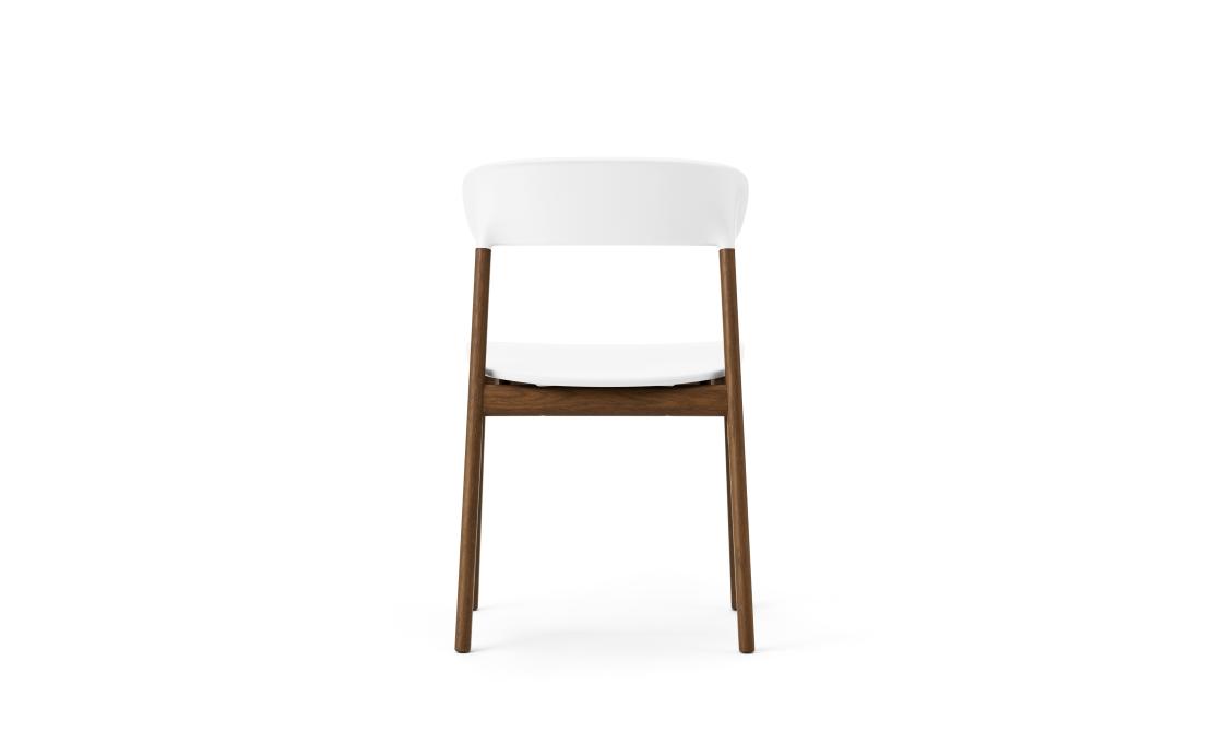 Стул от фабрики Normann Copenhagen модель 140100 Herit 