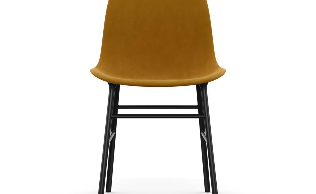 Стул от фабрики Normann Copenhagen модель Form Upholstered 