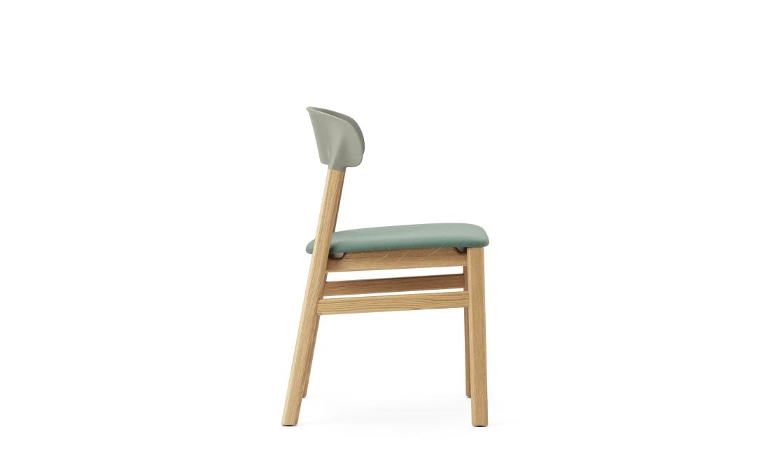 Стул от фабрики Normann Copenhagen модель 14010 Herit Upholstery 