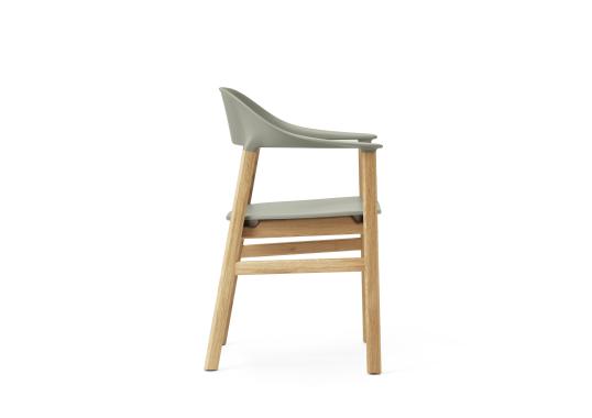 Кресло от фабрики Normann Copenhagen модель 14010 Herit Arm