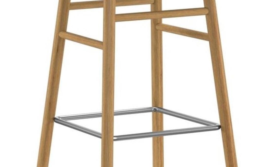 Барный стул от фабрики Normann Copenhagen модель Form  with Wood Legs
