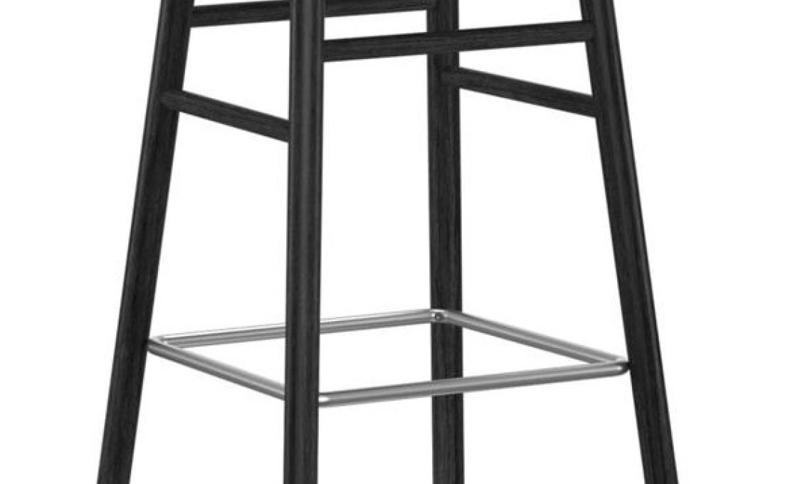 Барный стул от фабрики Normann Copenhagen модель Form  with Wood Legs