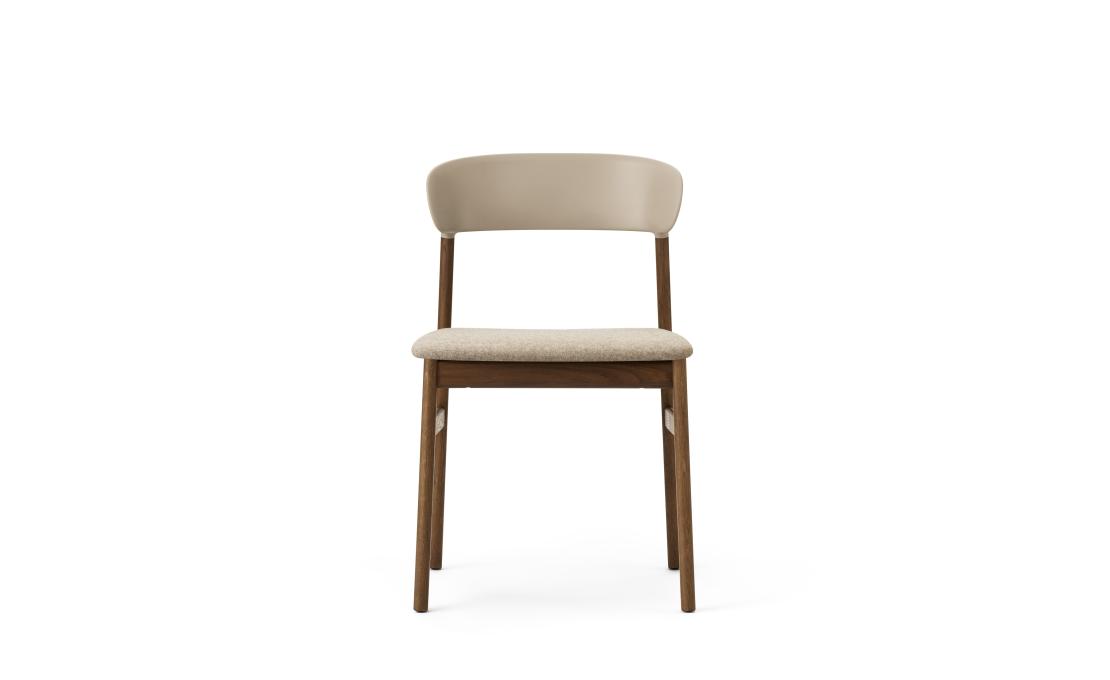 Стул от фабрики Normann Copenhagen модель 14010 Herit Upholstery 