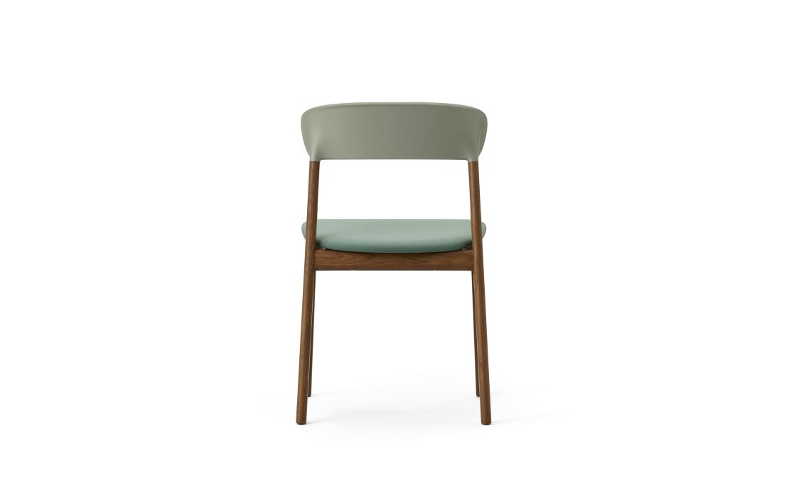 Стул от фабрики Normann Copenhagen модель 14010 Herit Upholstery 