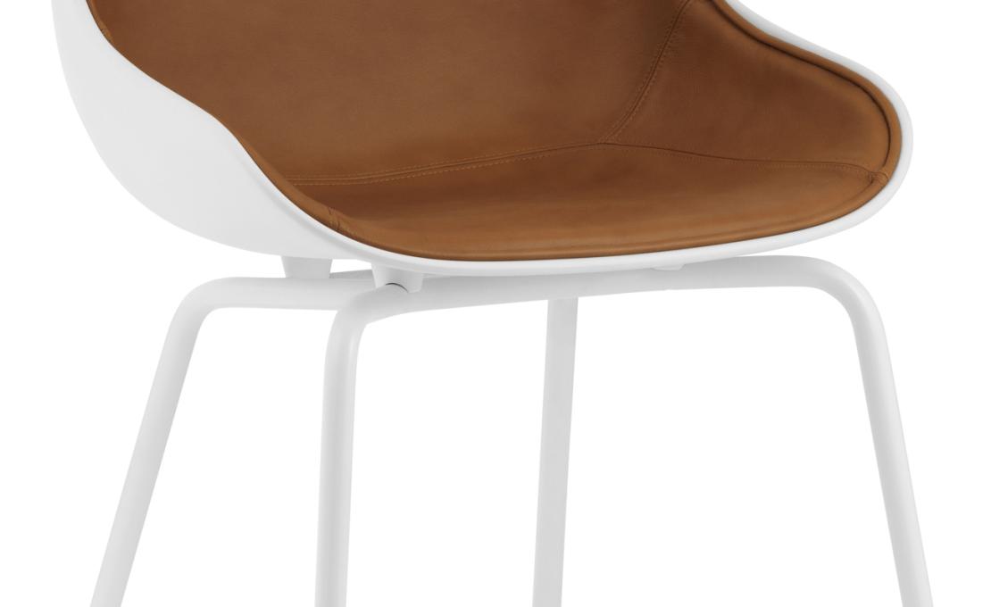 Стул от фабрики Normann Copenhagen модель Hyg Upholstery 