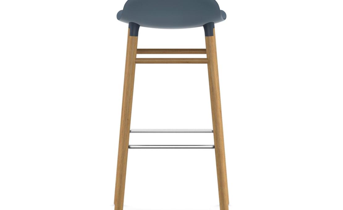 Барный стул от фабрики Normann Copenhagen модель Form  with Wood Legs