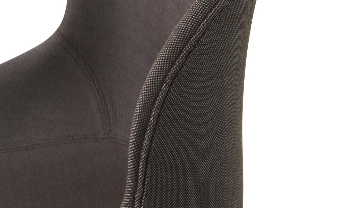 Стул от фабрики Normann Copenhagen модель Hyg Upholstery 