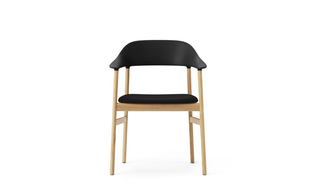 Кресло от фабрики Normann Copenhagen модель 14010 Herit Upholstery Arm