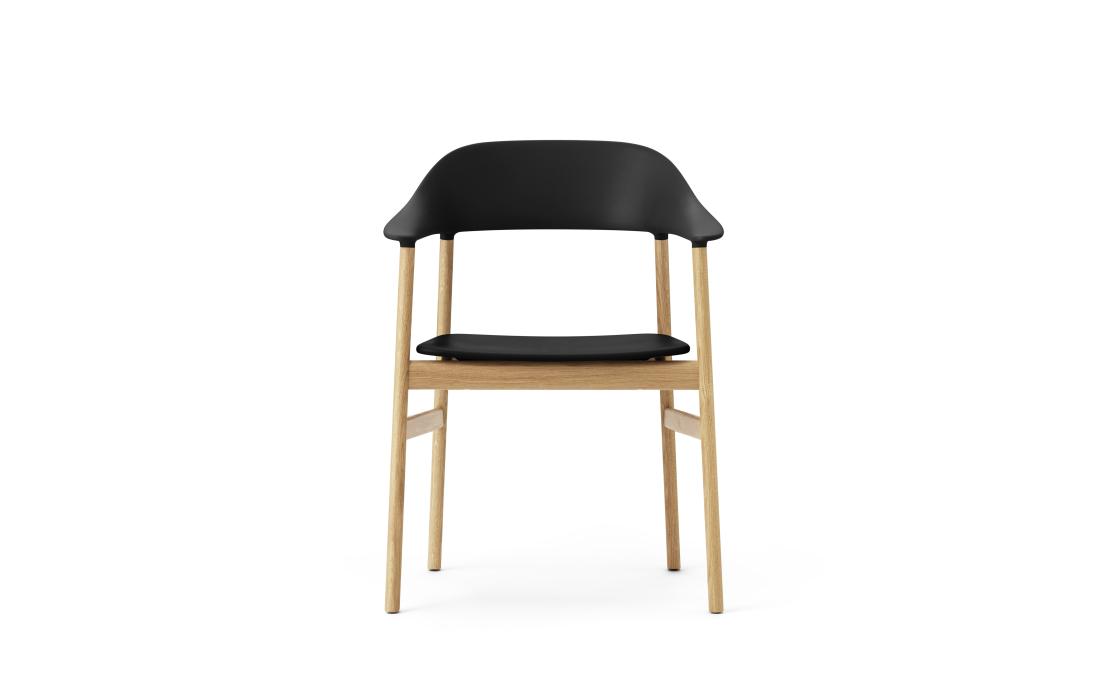 Кресло от фабрики Normann Copenhagen модель 14010 Herit Arm