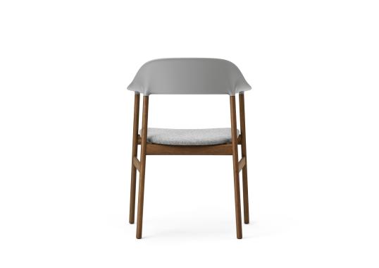 Кресло от фабрики Normann Copenhagen модель 14010 Herit Upholstery Arm