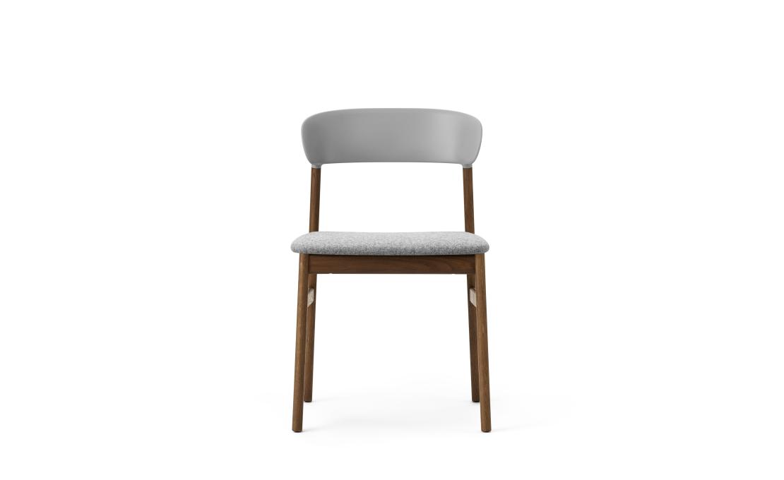 Стул от фабрики Normann Copenhagen модель 14010 Herit Upholstery 