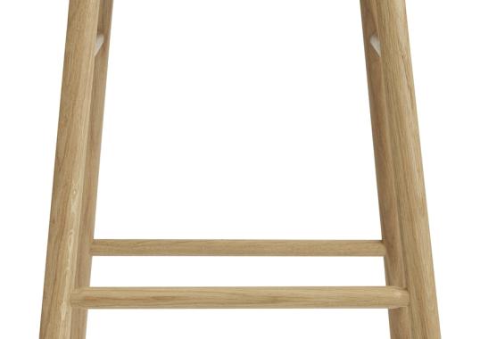 Барный стул от фабрики Normann Copenhagen модель Form Upholstered 