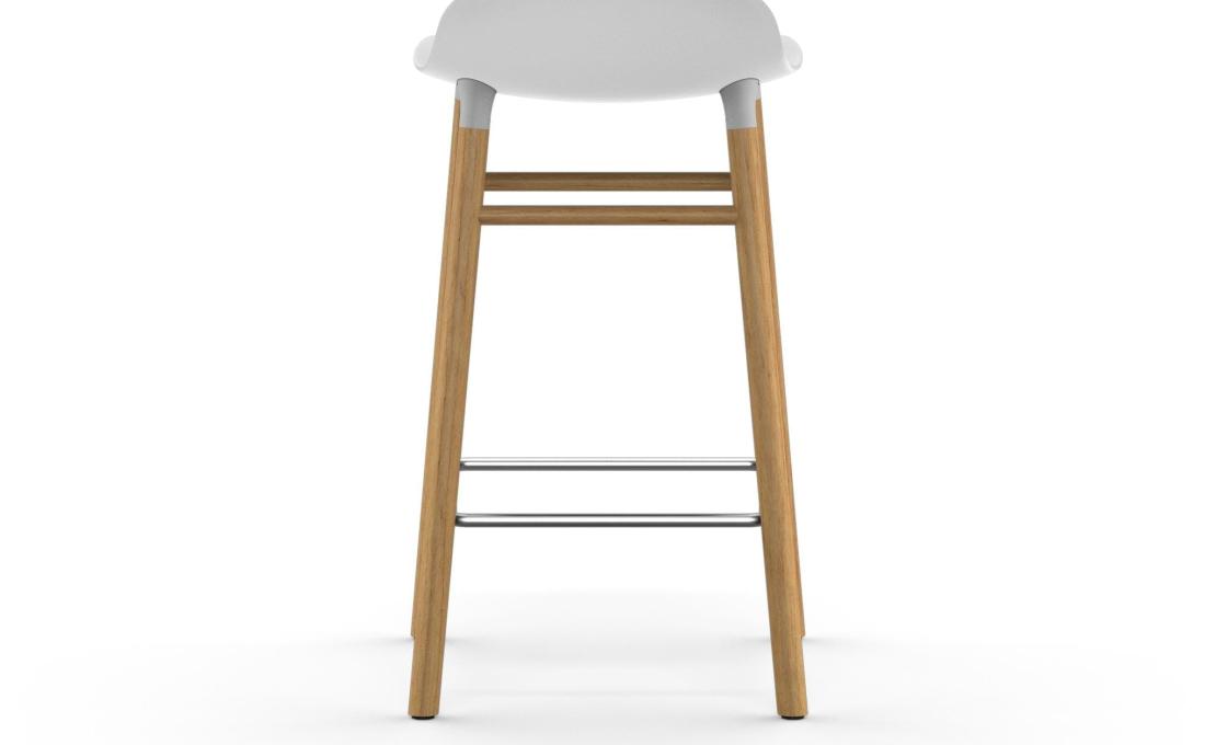 Барный стул от фабрики Normann Copenhagen модель Form  with Wood Legs