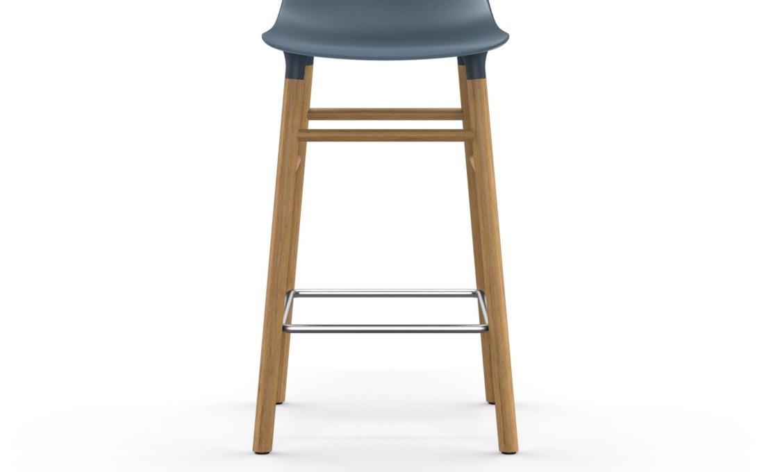 Барный стул от фабрики Normann Copenhagen модель Form  with Wood Legs