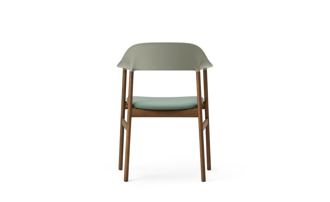 Кресло от фабрики Normann Copenhagen модель 14010 Herit Upholstery Arm