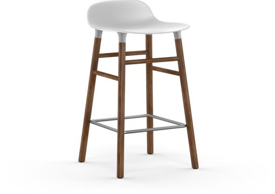 Барный стул от фабрики Normann Copenhagen модель Form  with Wood Legs