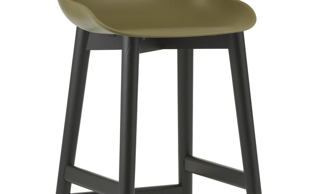 Барный стул от фабрики Normann Copenhagen модель Hyg Wood 