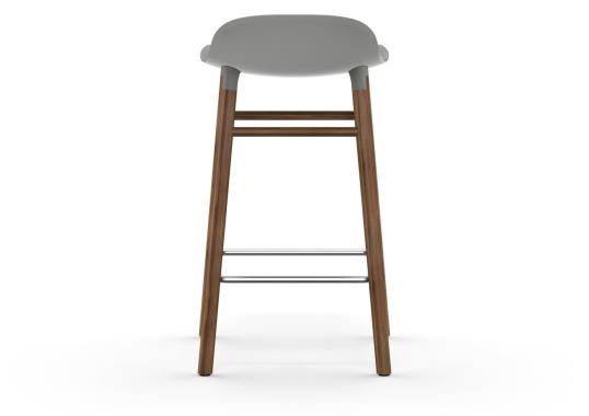 Барный стул от фабрики Normann Copenhagen модель Form  with Wood Legs