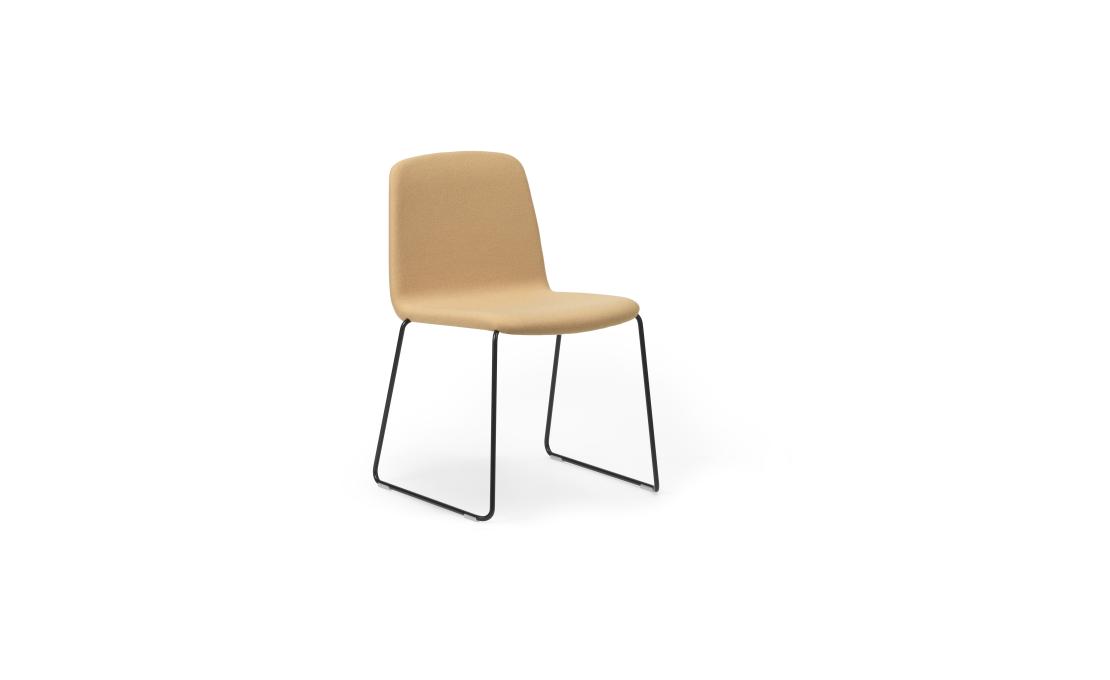 Стул от фабрики Normann Copenhagen модель Just  Upholstered 