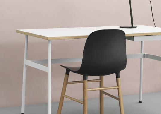 Офисный Стол от фабрики Normann Copenhagen модель 6021 Journal Desk