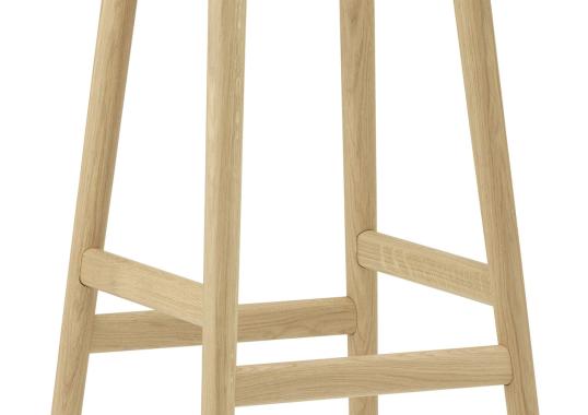 Барный стул от фабрики Normann Copenhagen модель Hyg Wood 
