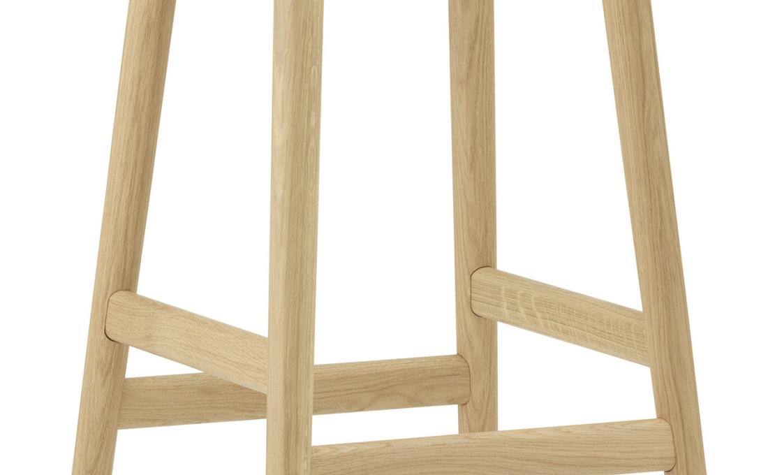 Барный стул от фабрики Normann Copenhagen модель Hyg Wood 