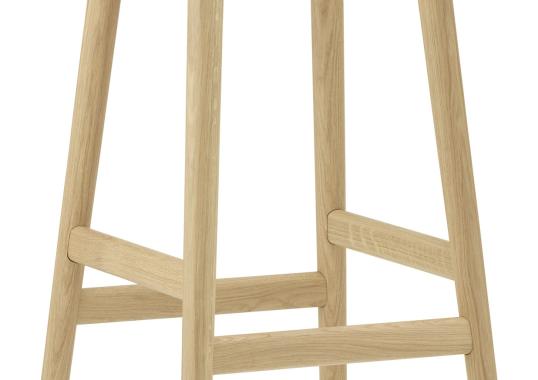 Барный стул от фабрики Normann Copenhagen модель Hyg Wood 