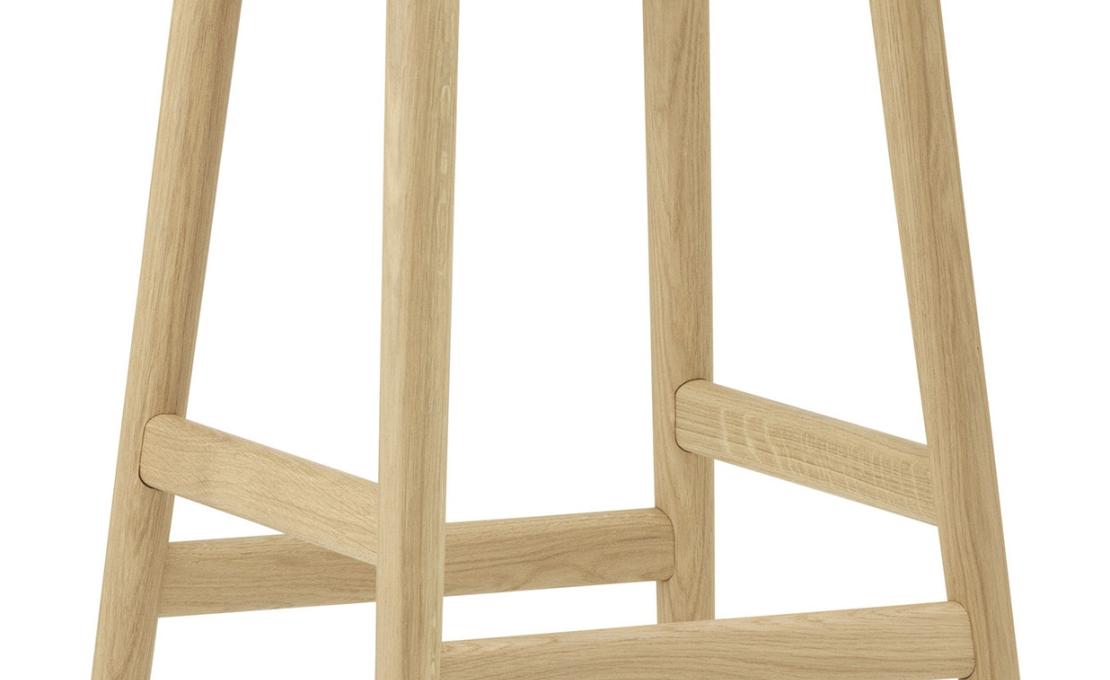 Барный стул от фабрики Normann Copenhagen модель Hyg Wood 