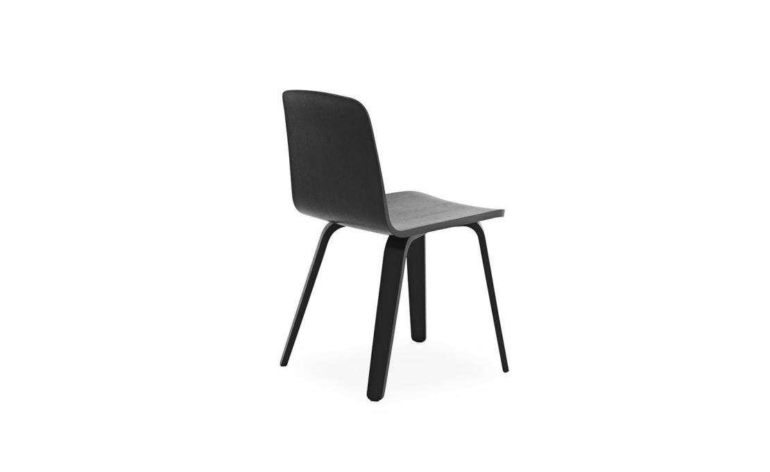 Стул от фабрики Normann Copenhagen модель 60207 Just Wood 
