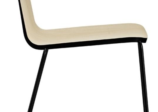 Стул от фабрики Normann Copenhagen модель Just -602