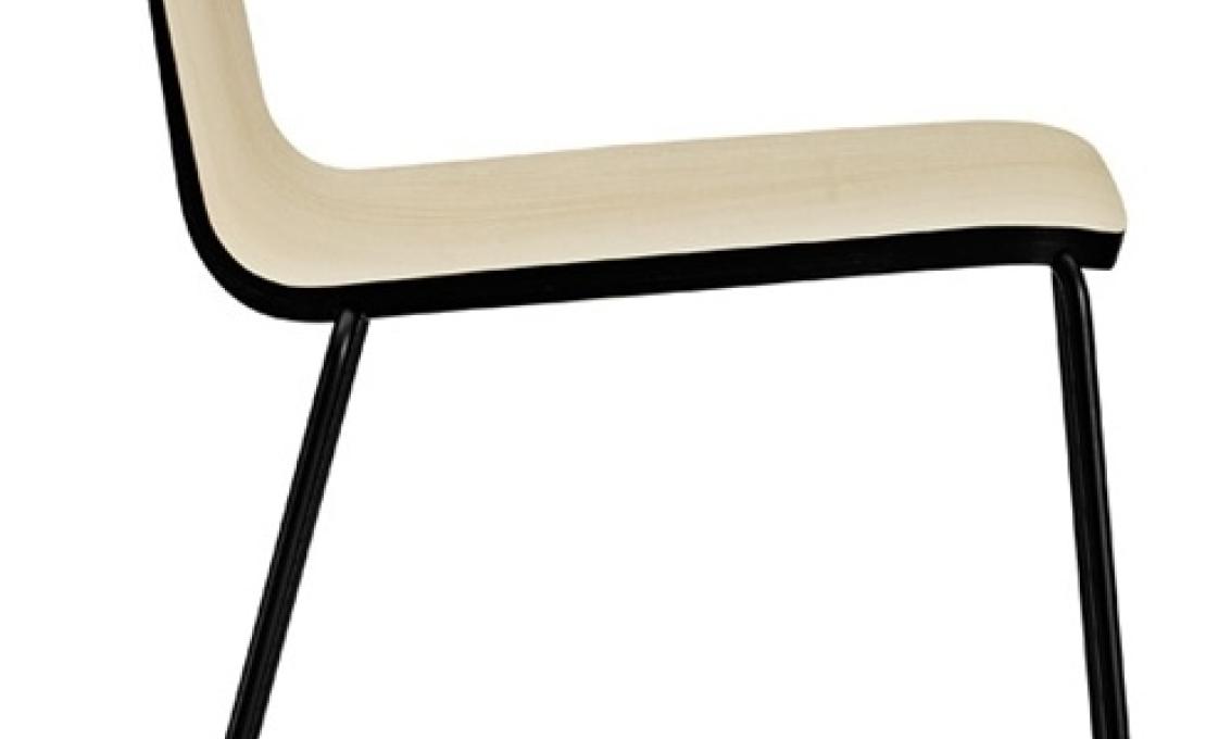 Стул от фабрики Normann Copenhagen модель Just -602