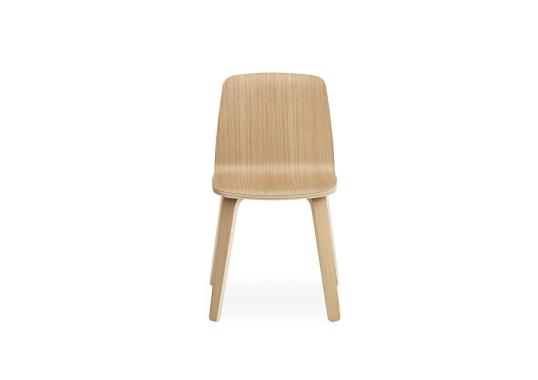 Стул от фабрики Normann Copenhagen модель 60207 Just Wood 