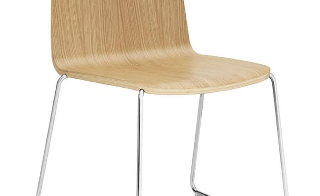 Стул от фабрики Normann Copenhagen модель Just -602
