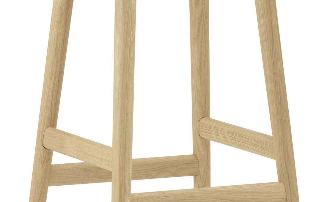 Барный стул от фабрики Normann Copenhagen модель Hyg Wood 