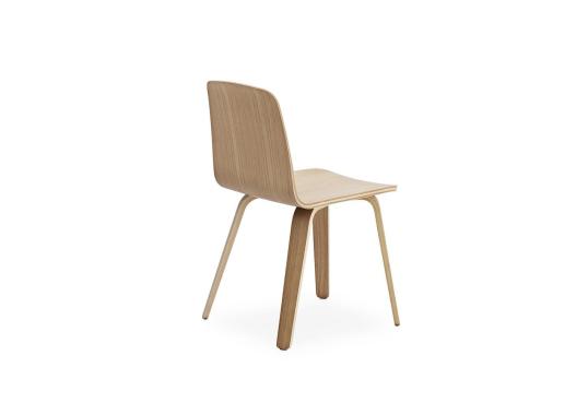 Стул от фабрики Normann Copenhagen модель 60207 Just Wood 