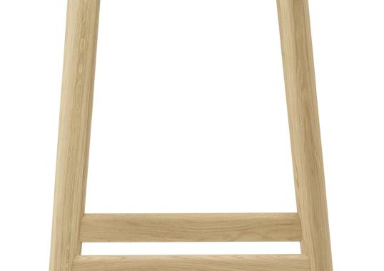 Барный стул от фабрики Normann Copenhagen модель Hyg Wood 