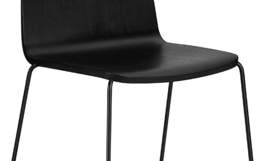 Стул от фабрики Normann Copenhagen модель Just -602