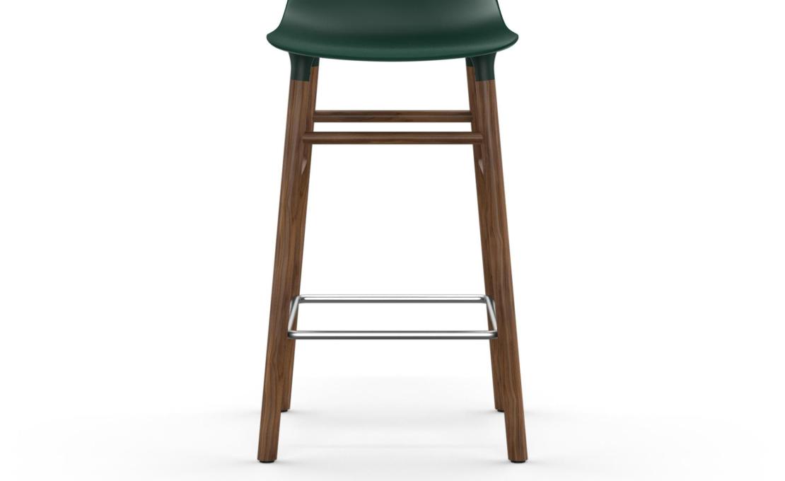 Барный стул от фабрики Normann Copenhagen модель Form  with Wood Legs