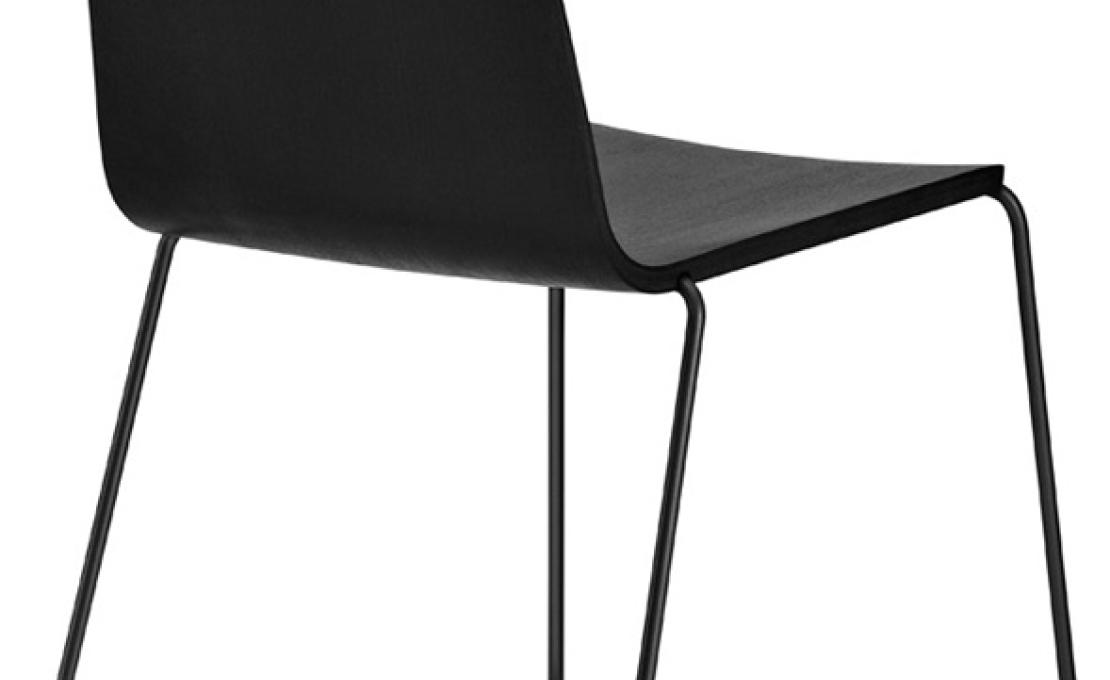 Стул от фабрики Normann Copenhagen модель Just -602
