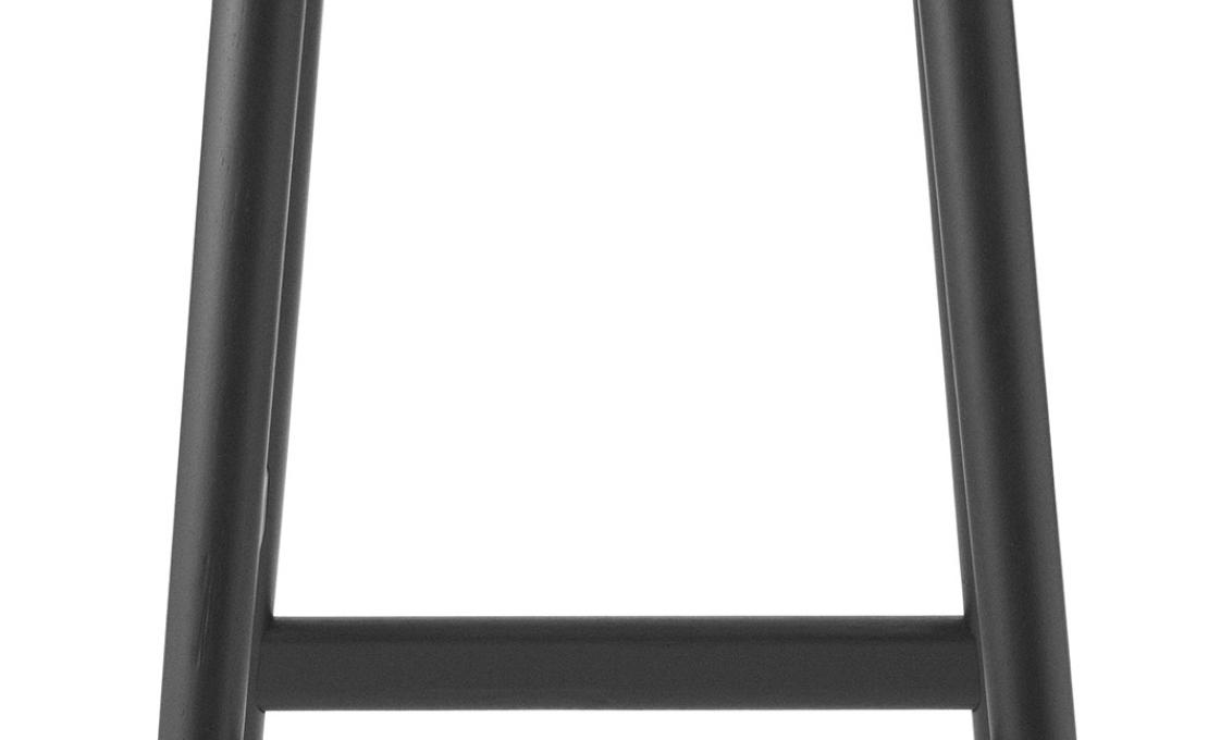 Барный стул от фабрики Normann Copenhagen модель Hyg Wood 