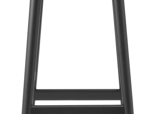 Барный стул от фабрики Normann Copenhagen модель Hyg Wood 