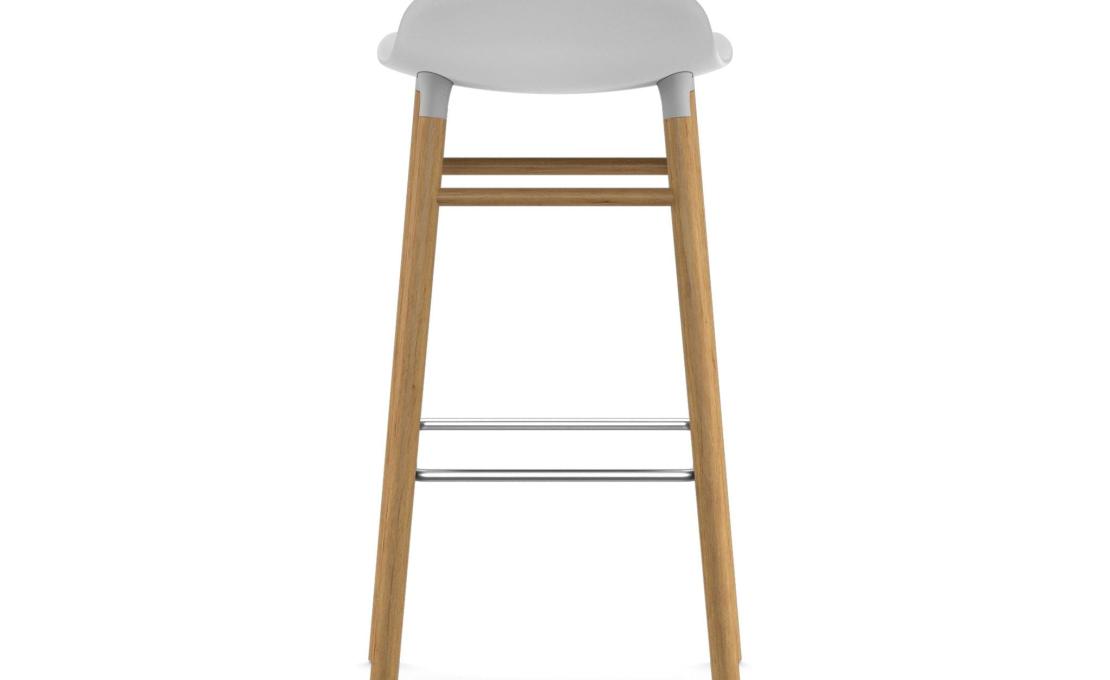 Барный стул от фабрики Normann Copenhagen модель Form  with Wood Legs