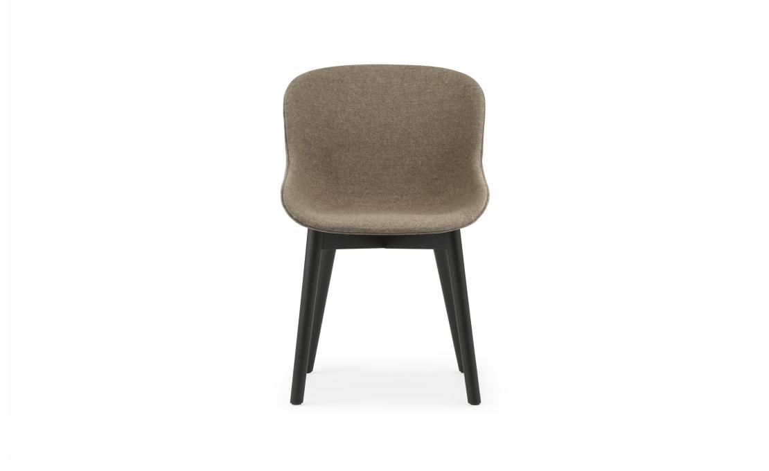 Стул от фабрики Normann Copenhagen модель Hyg Full Upholstery 