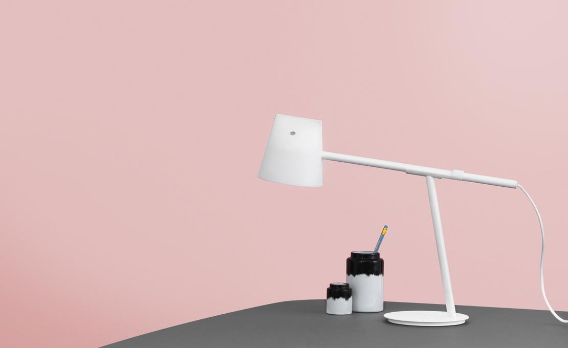 Настольная лампа от фабрики Normann Copenhagen модель 50506 Momento Table Lamp