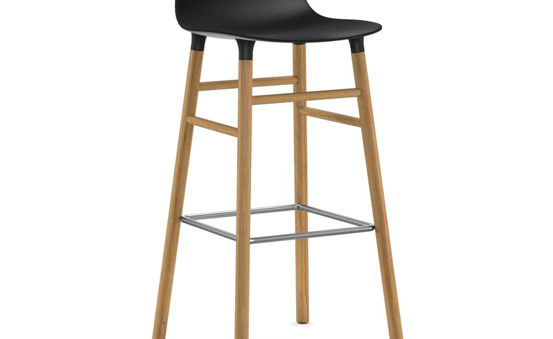Барный стул от фабрики Normann Copenhagen модель Form  with Wood Legs
