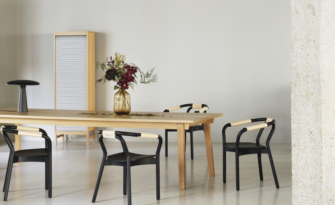 Стул от фабрики Normann Copenhagen модель 60201 Knot 