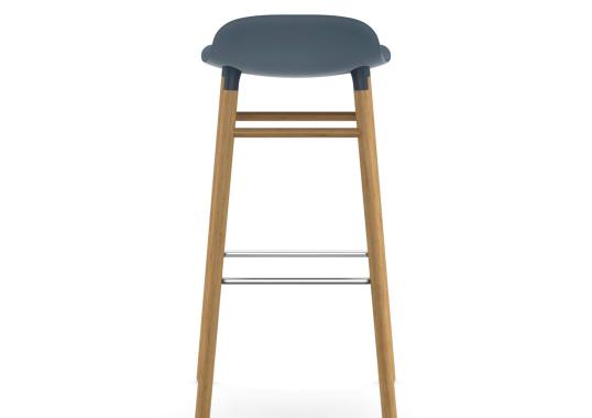 Барный стул от фабрики Normann Copenhagen модель Form  with Wood Legs