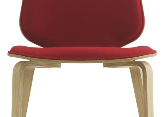 Стул от фабрики Normann Copenhagen модель My  Low Upholstery