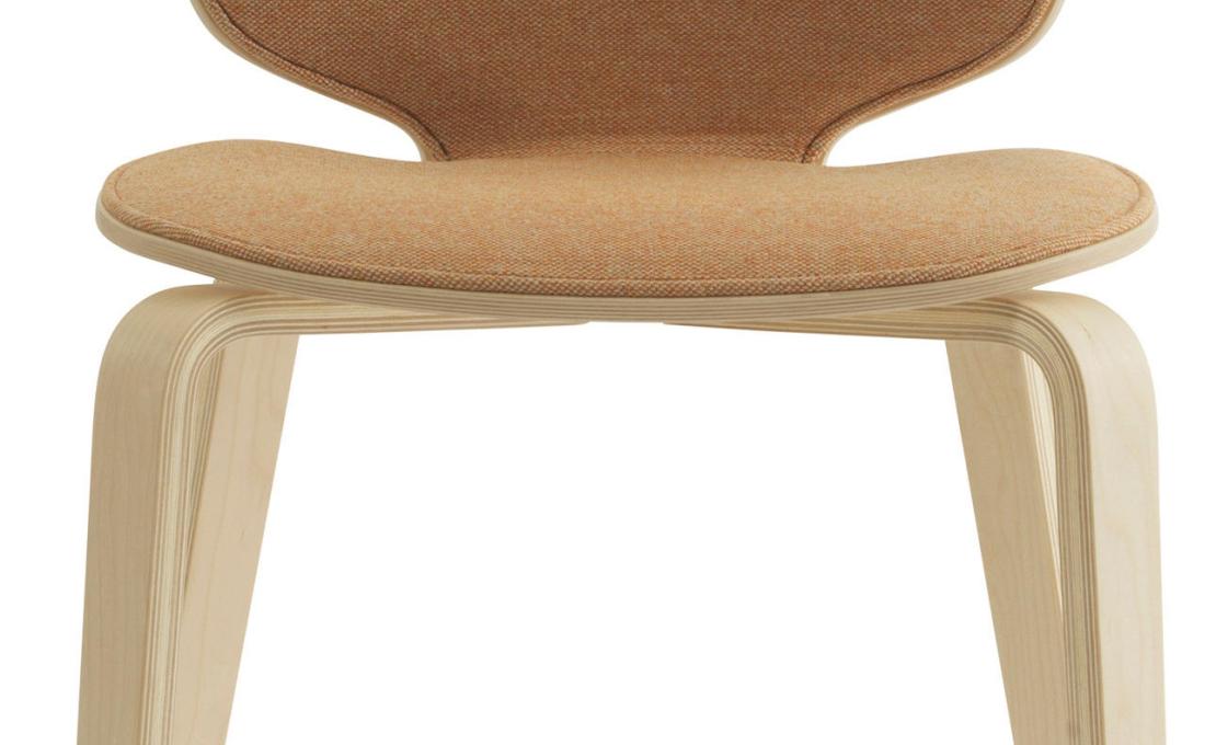 Стул от фабрики Normann Copenhagen модель My  Mid Upholstery