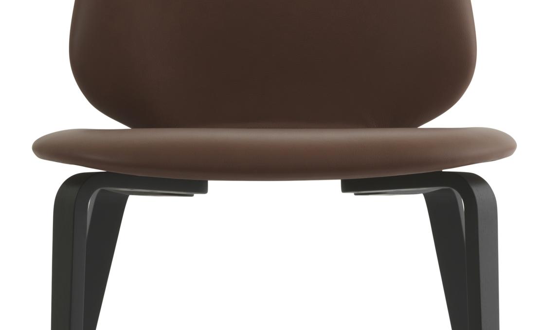 Стул от фабрики Normann Copenhagen модель My  Low Upholstery